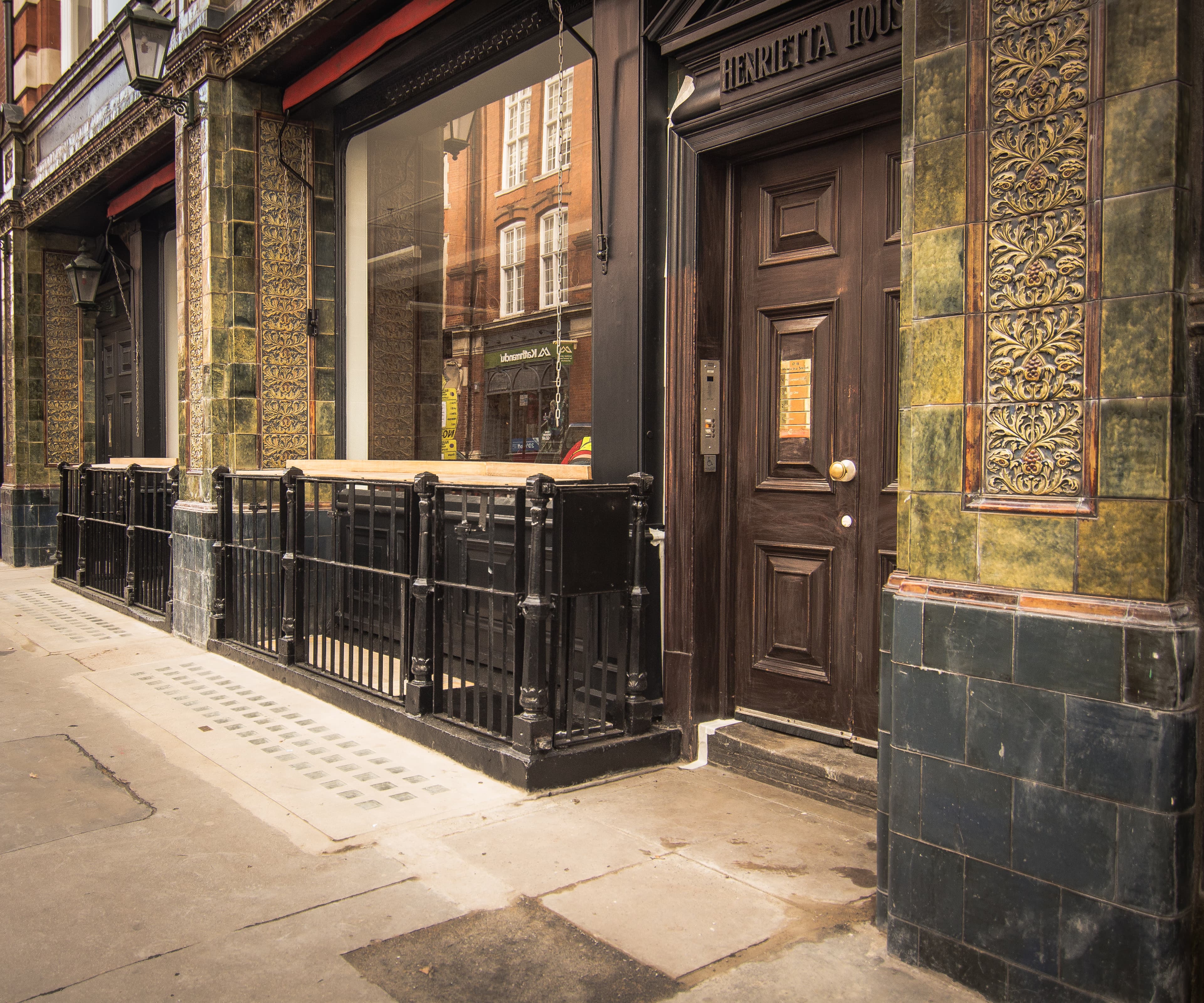 Porters, Covent Garden - Hospitality Refurbishment gallery image 1