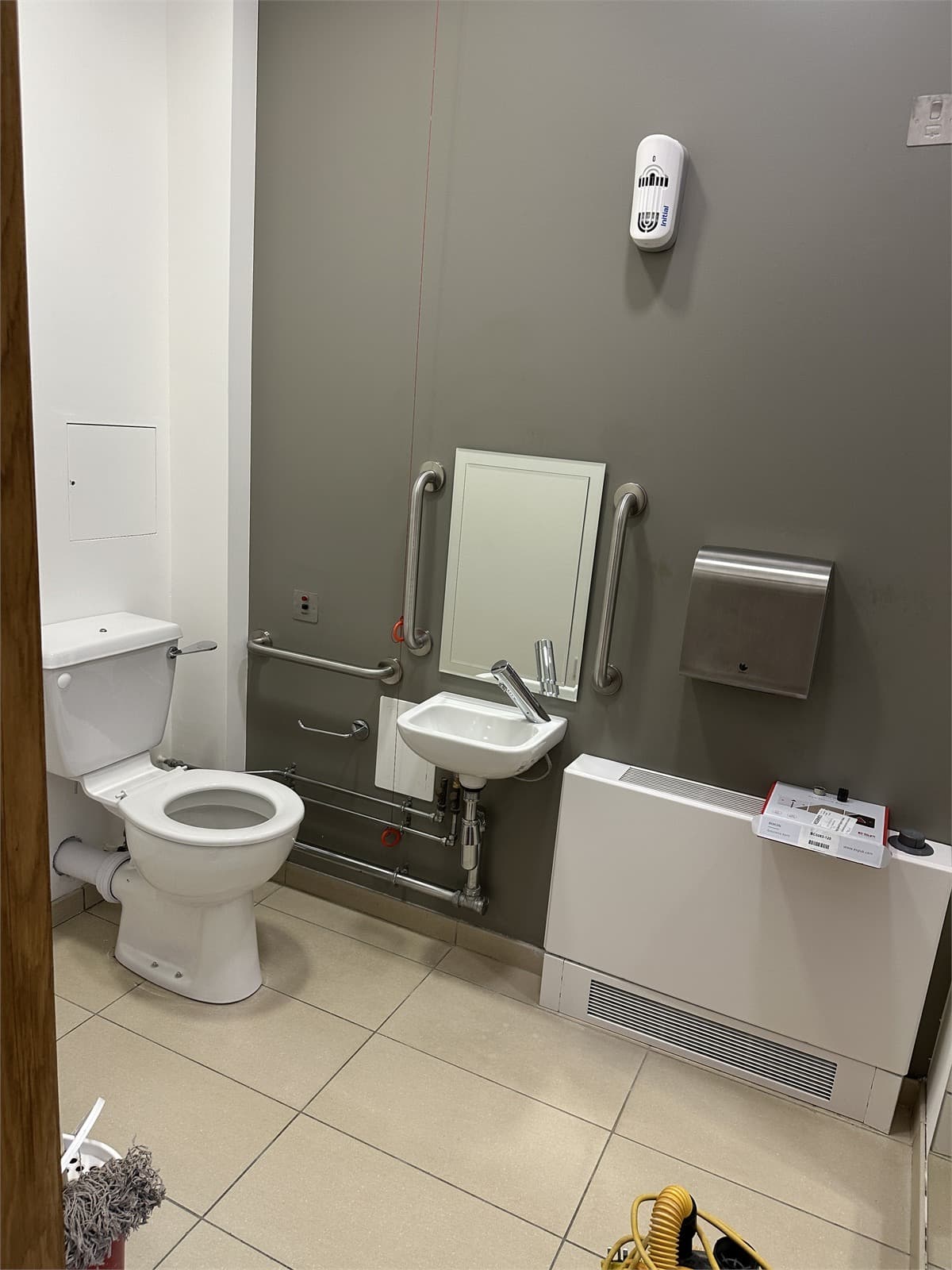 Inspired Offices – Commercial Toilet Refurbishment gallery image 6